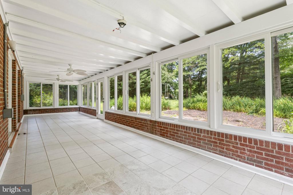 310 SOUTHWEST DRIVE