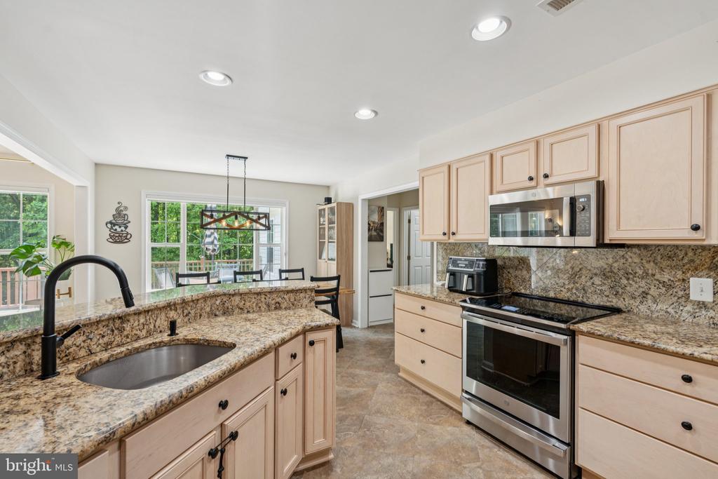 4 HARTLEY PLACE