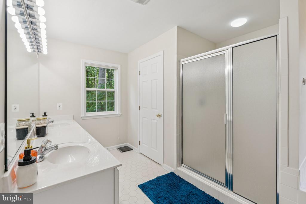 4 HARTLEY PLACE