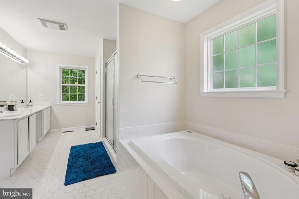 4 HARTLEY PLACE