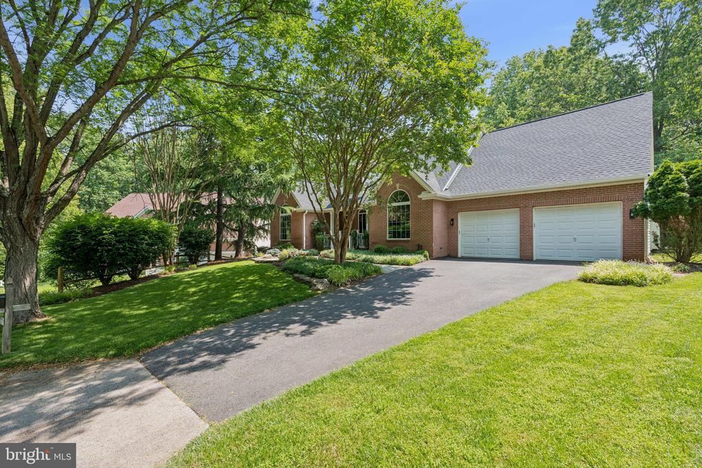 4 HARTLEY PLACE