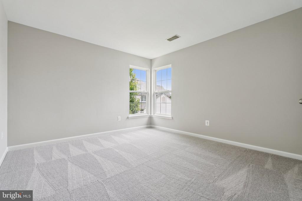 21503 SUN GARDEN COURT