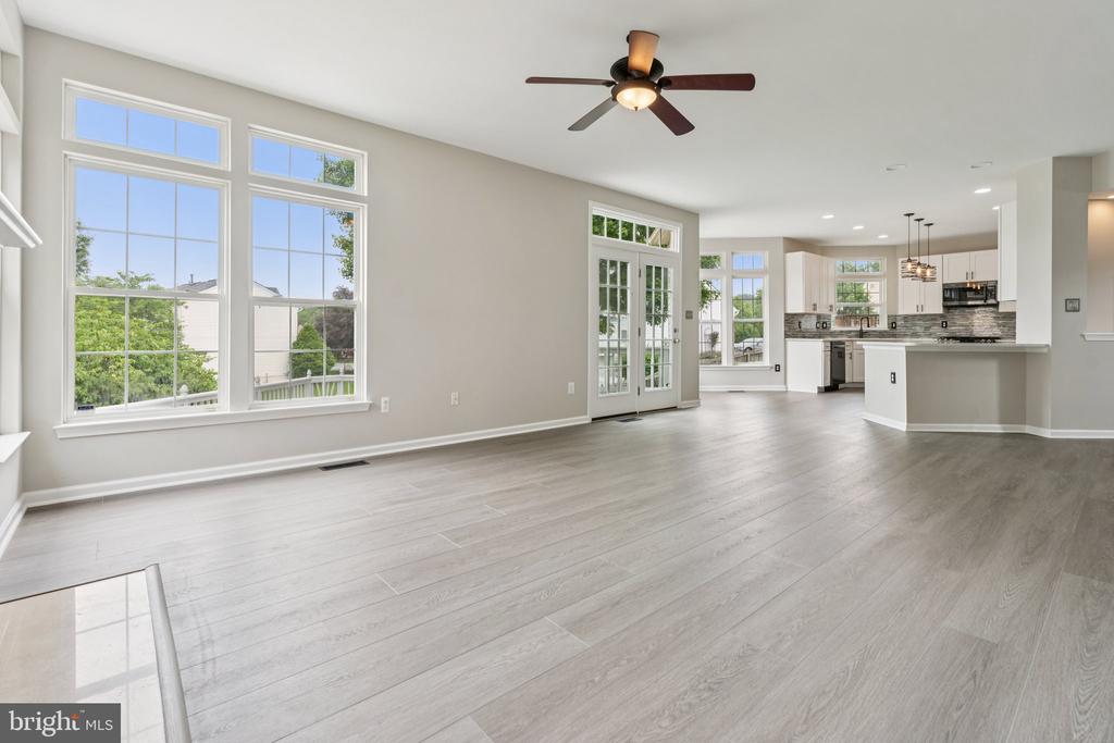 21503 SUN GARDEN COURT