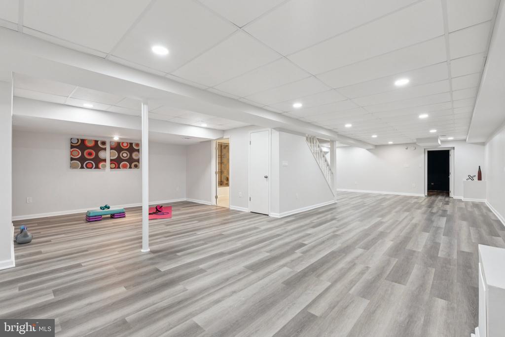 13204 LANTERN HOLLOW DRIVE