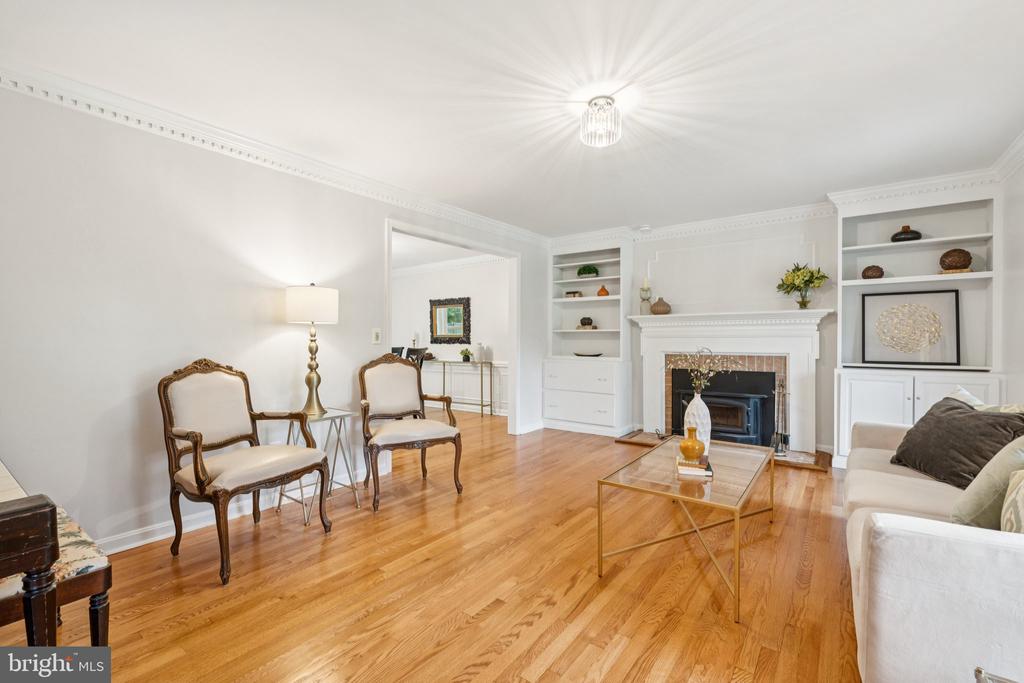 13204 LANTERN HOLLOW DRIVE