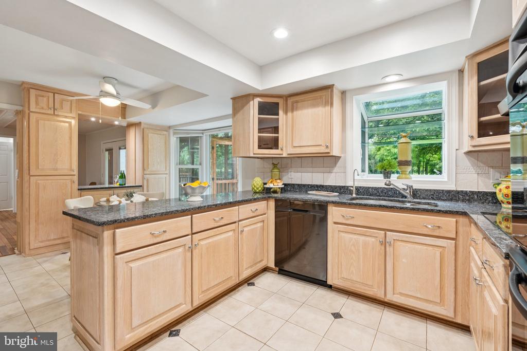 13204 LANTERN HOLLOW DRIVE