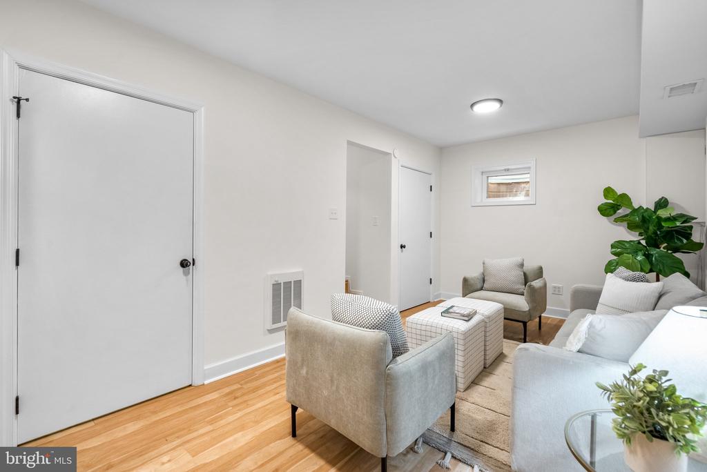2631 HOLMAN AVENUE Unit: 2631