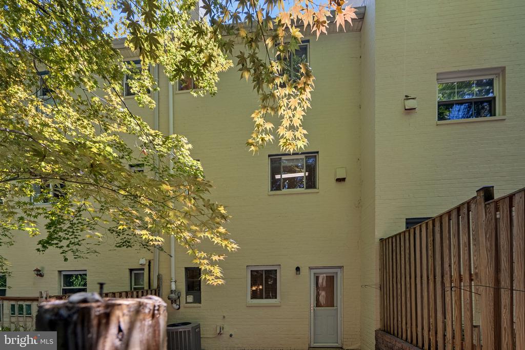 2631 HOLMAN AVENUE Unit: 2631