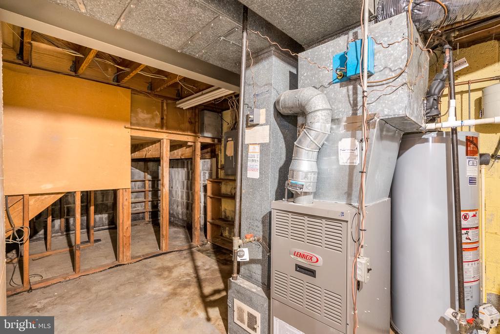 13015 SAINT CHARLES PLACE