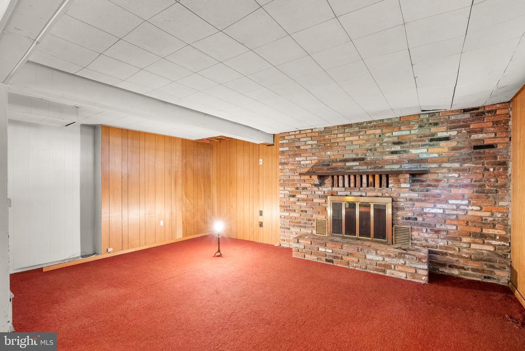 13015 SAINT CHARLES PLACE