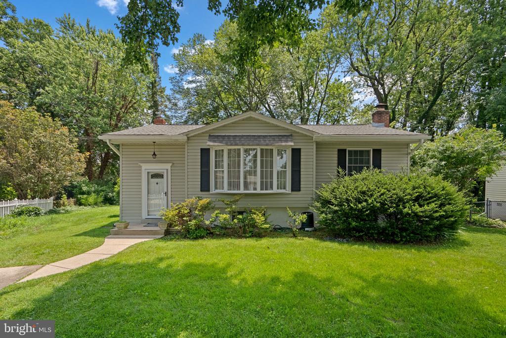 13015 SAINT CHARLES PLACE