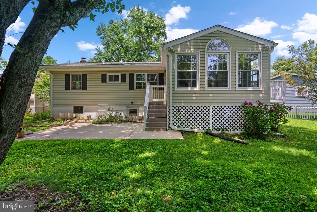 13015 SAINT CHARLES PLACE