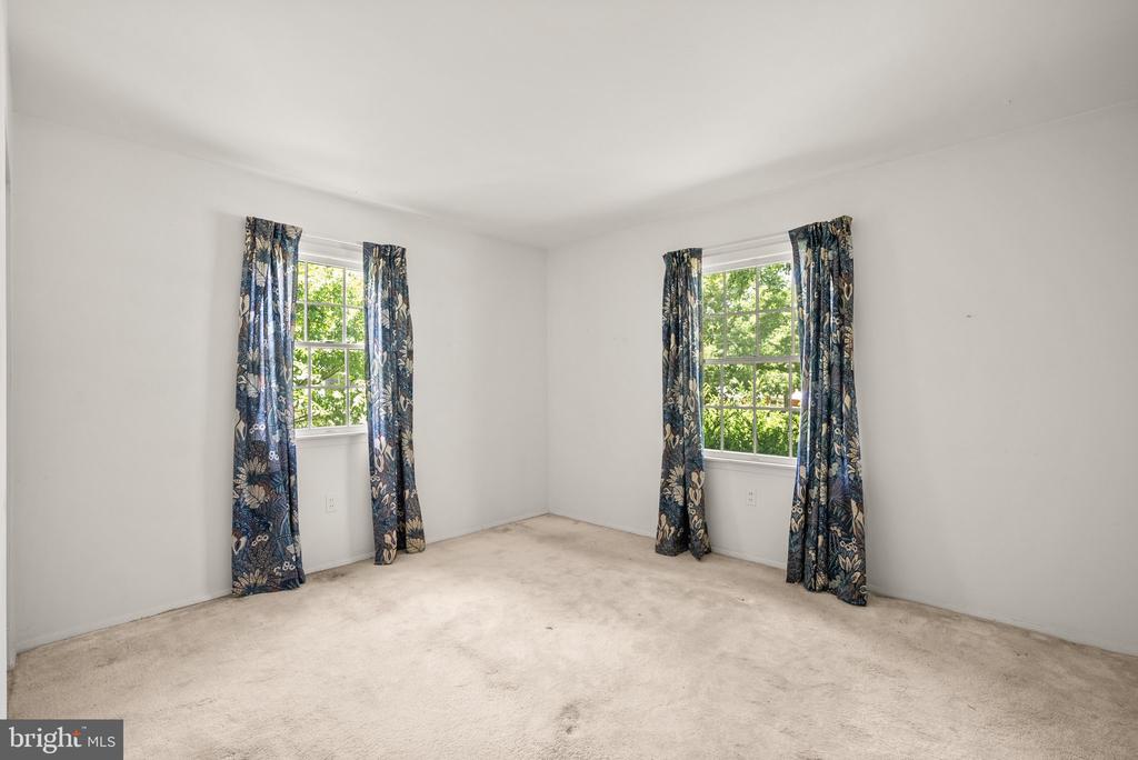13015 SAINT CHARLES PLACE