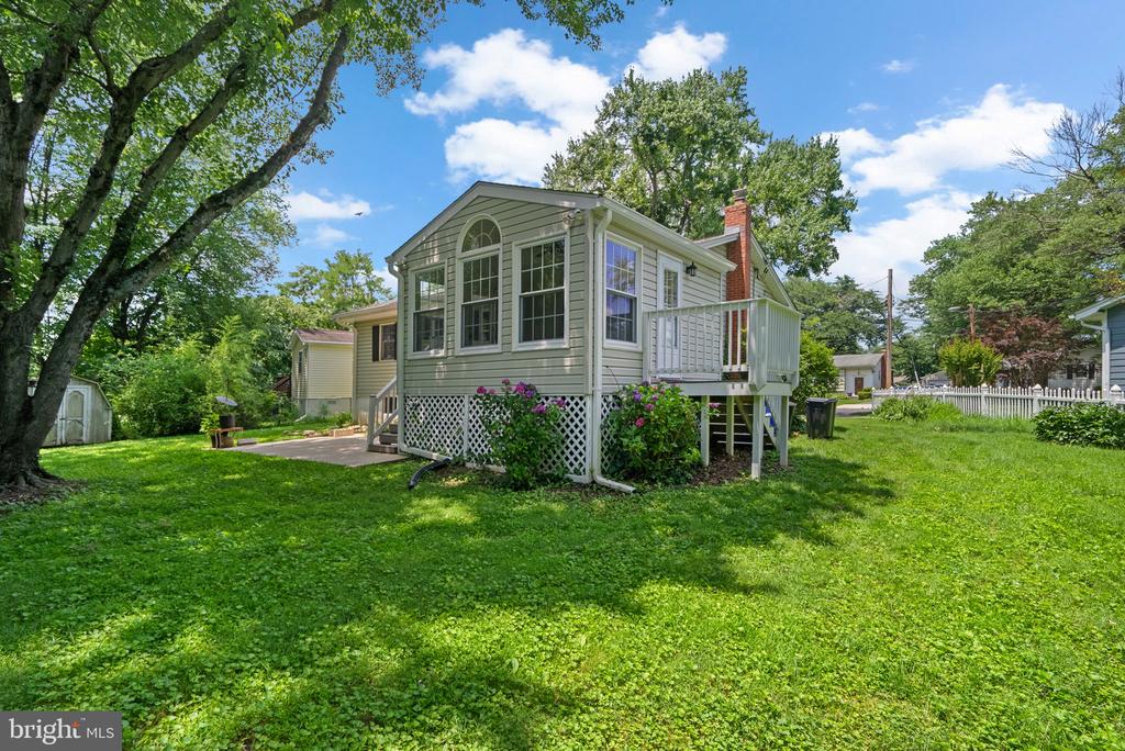 13015 SAINT CHARLES PLACE