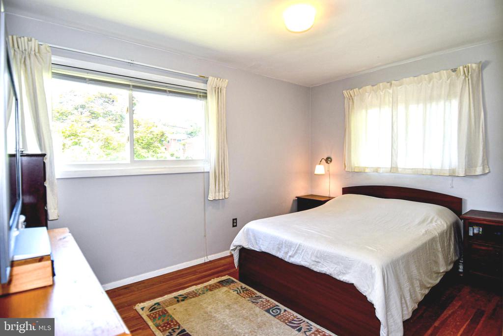 3602 SANDY COURT