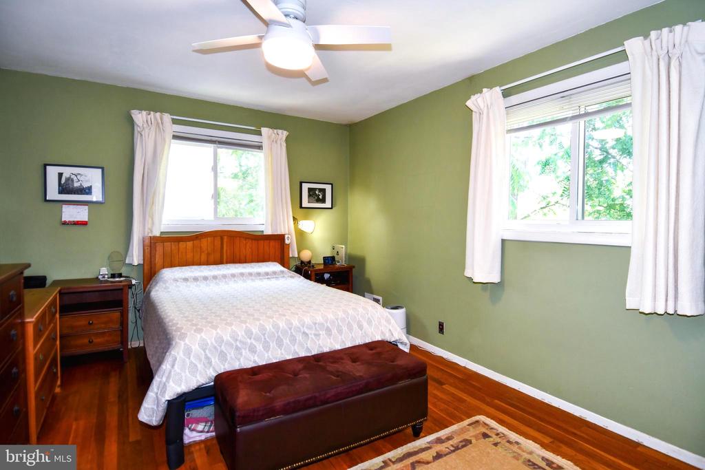 3602 SANDY COURT