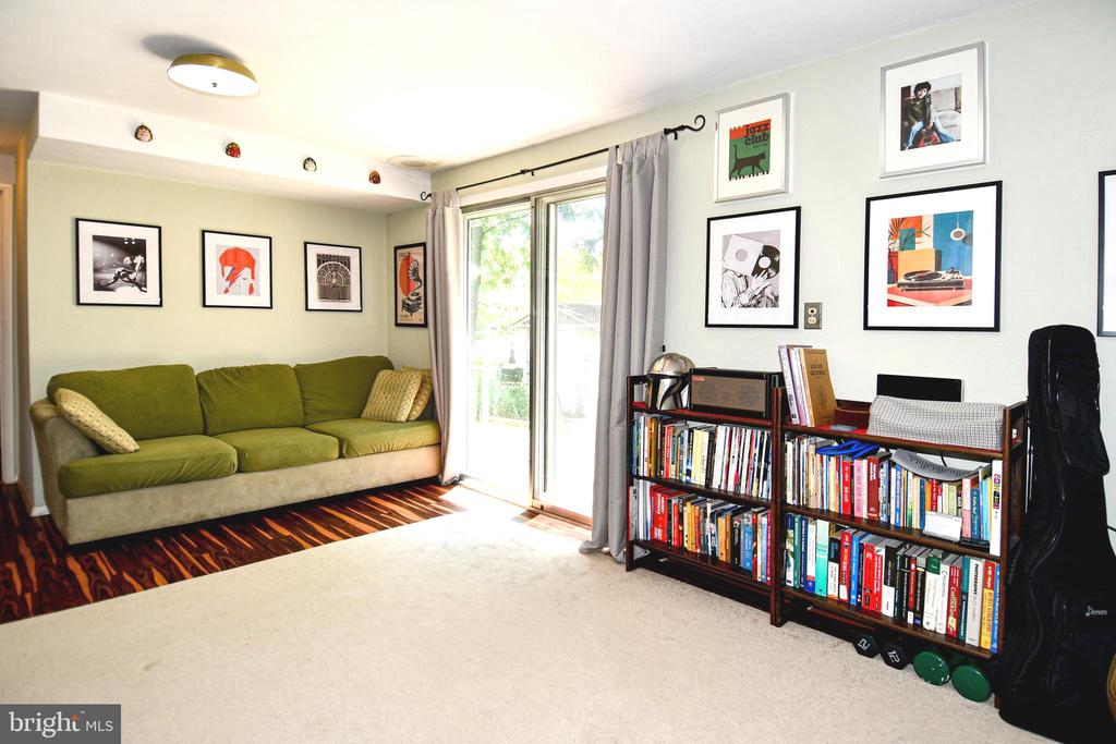 3602 SANDY COURT