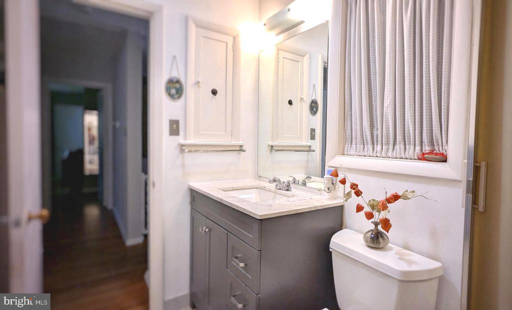 3602 SANDY COURT