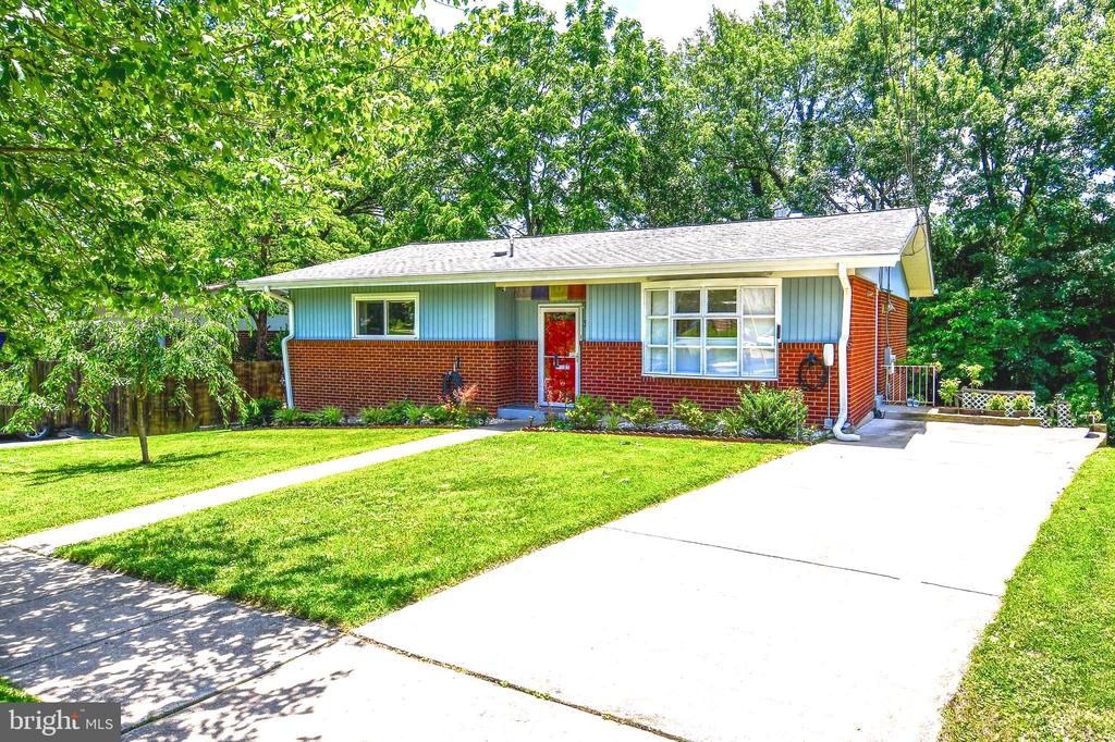 3602 SANDY COURT