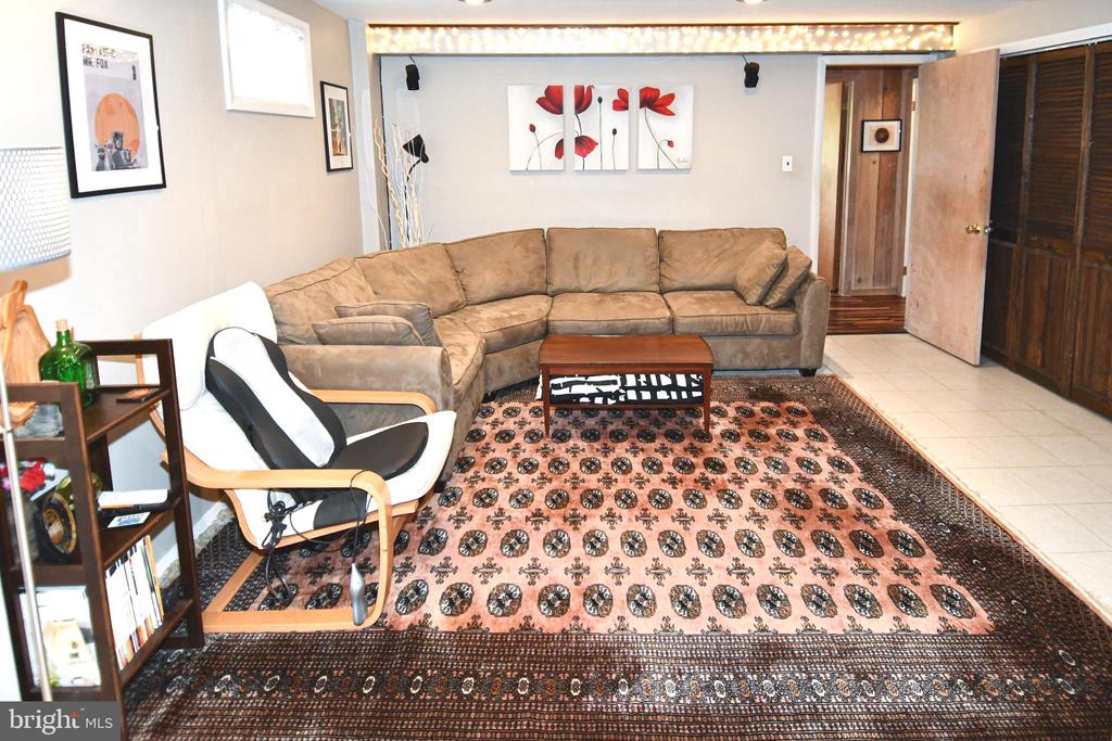 3602 SANDY COURT