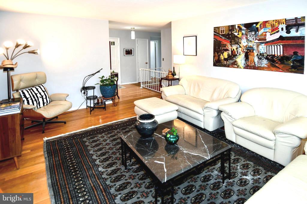3602 SANDY COURT