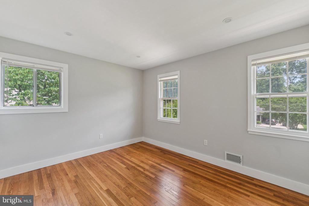 13106 COLLINGWOOD TERRACE
