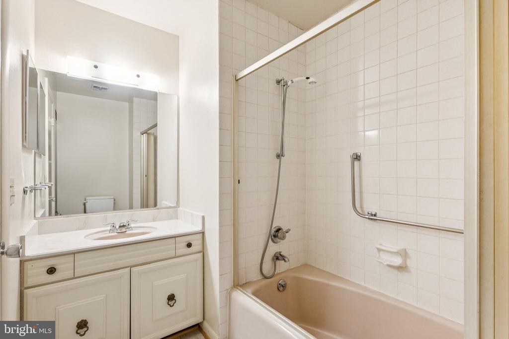 3357 S LEISURE WORLD BOULEVARD Unit: 96-C