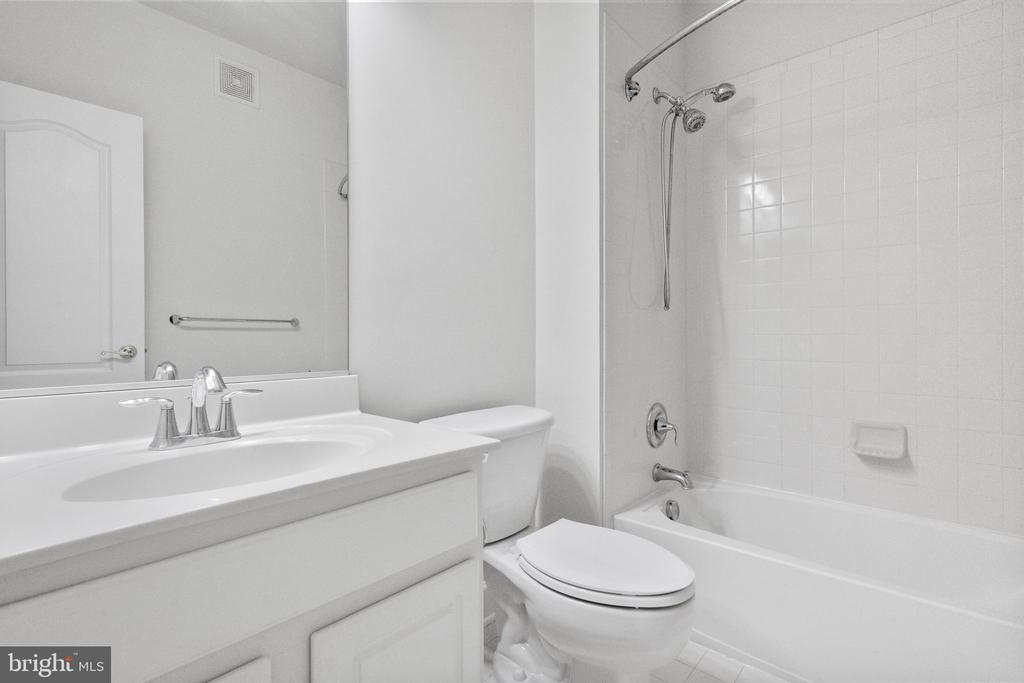 13612 DOVER CLIFFS PLACE Unit: 13612