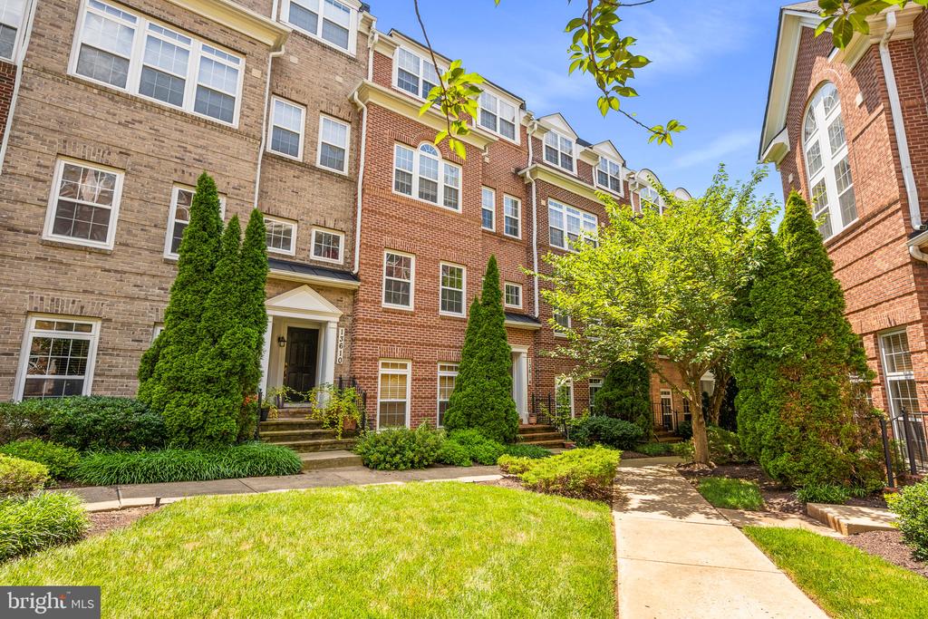 13612 DOVER CLIFFS PLACE Unit: 13612