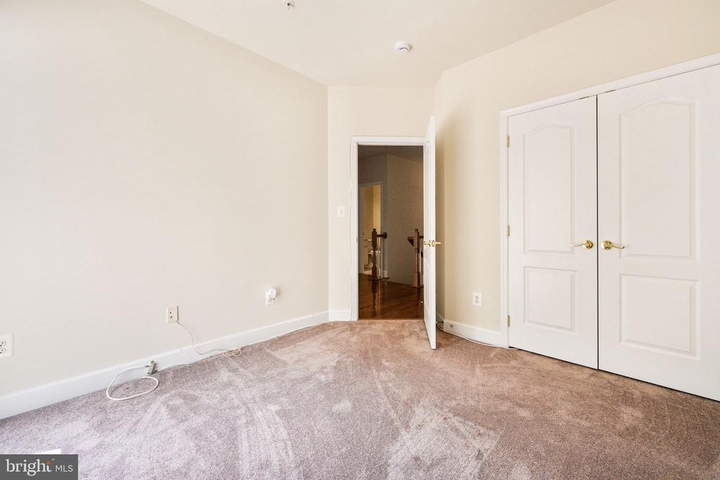 13612 DOVER CLIFFS PLACE Unit: 13612