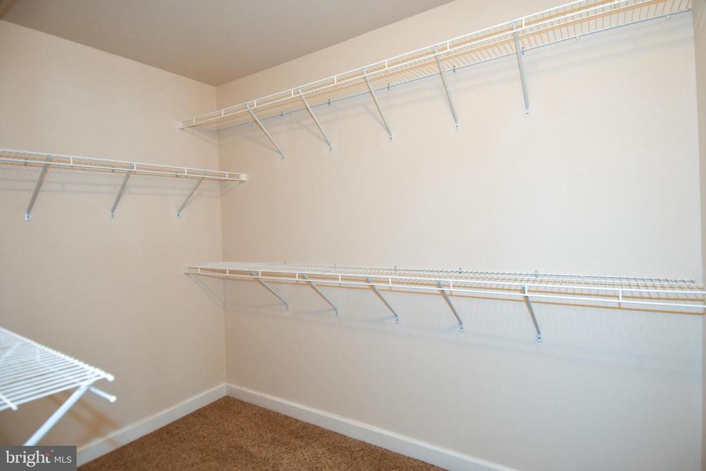 409 HYDRANGEA PLACE