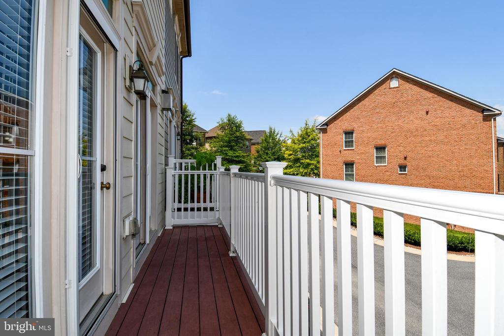 409 HYDRANGEA PLACE