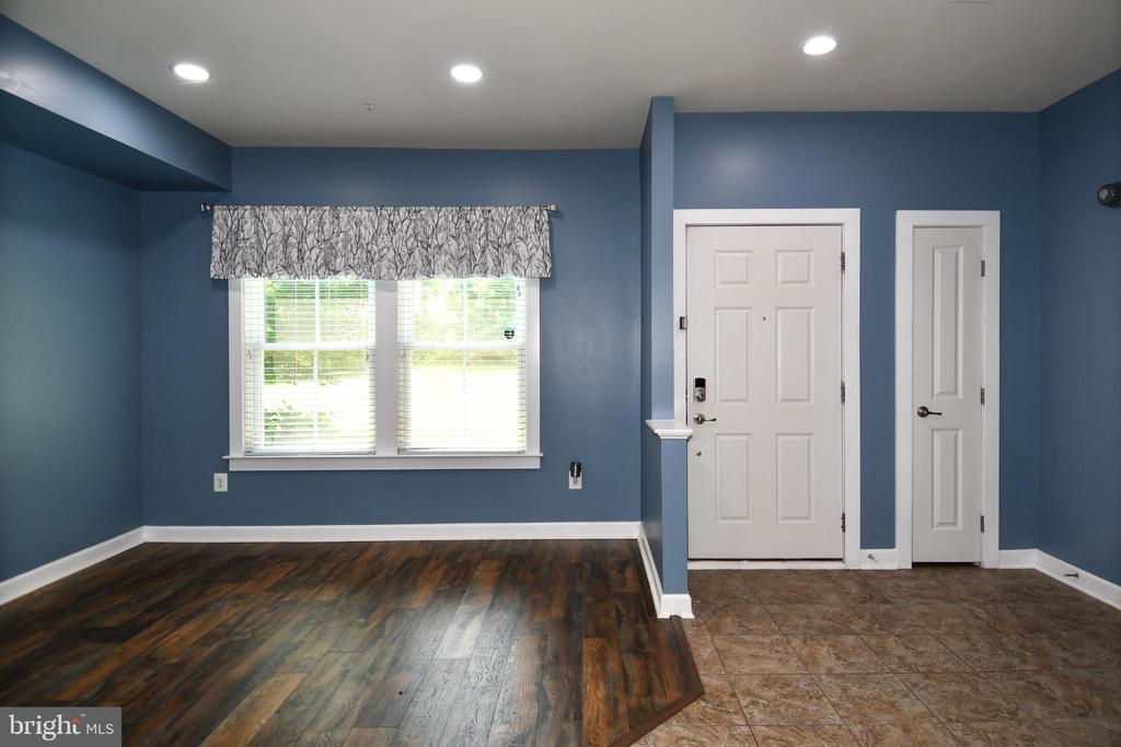 409 HYDRANGEA PLACE