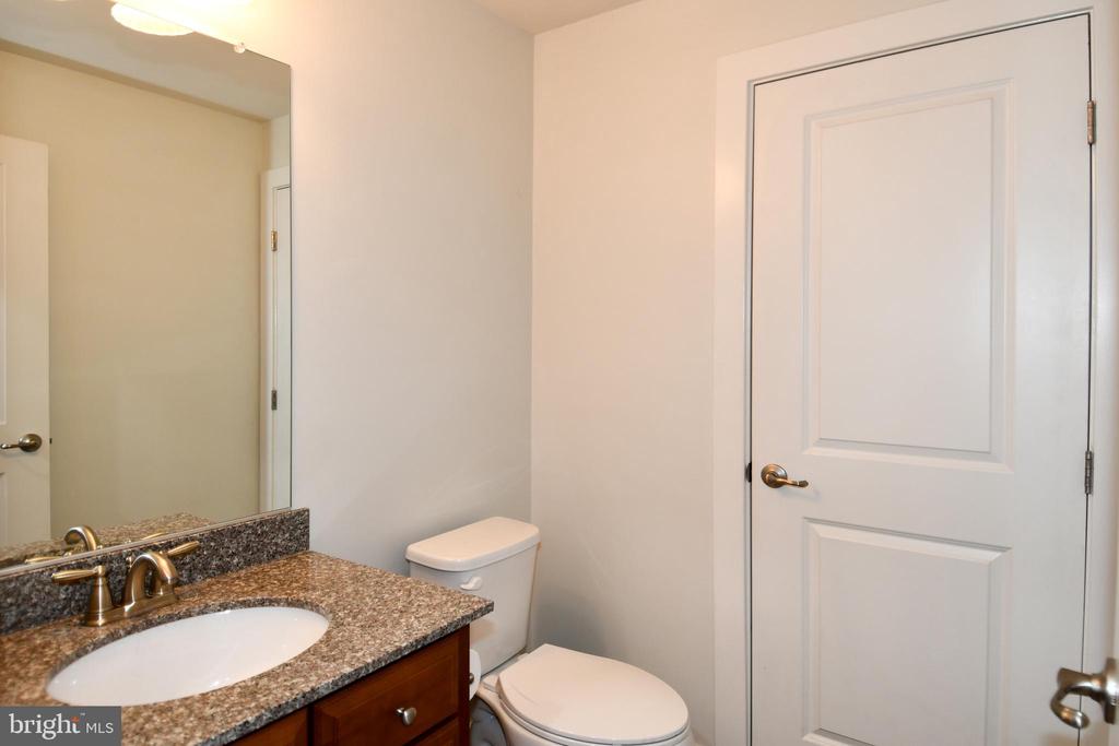 409 HYDRANGEA PLACE