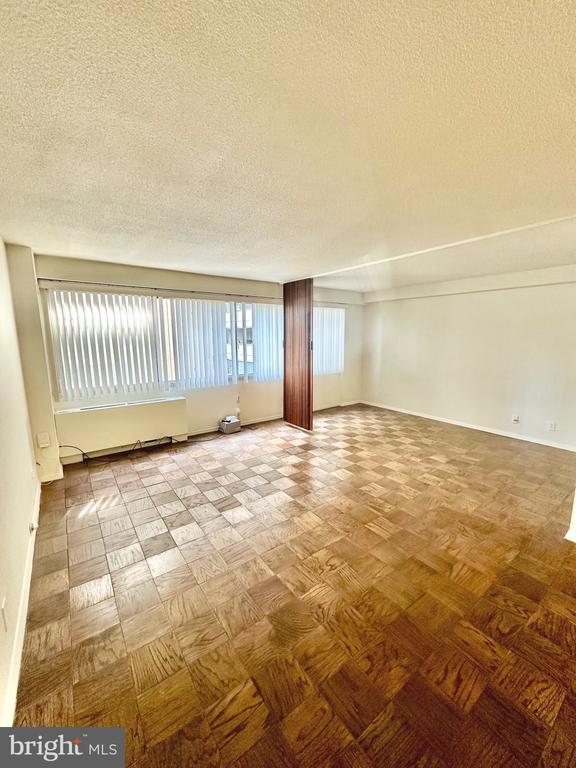 5500 FRIENDSHIP BOULEVARD Unit: 1425N