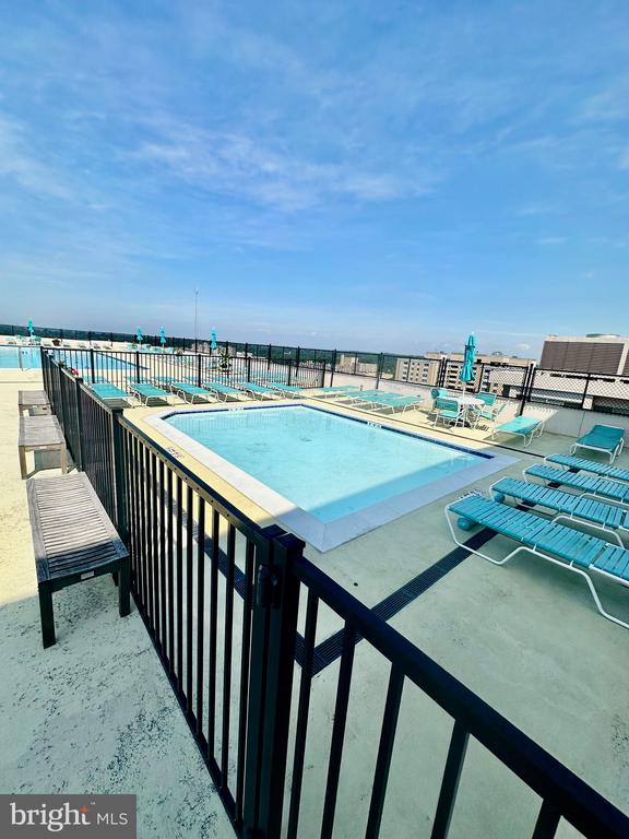 5500 FRIENDSHIP BOULEVARD Unit: 1425N