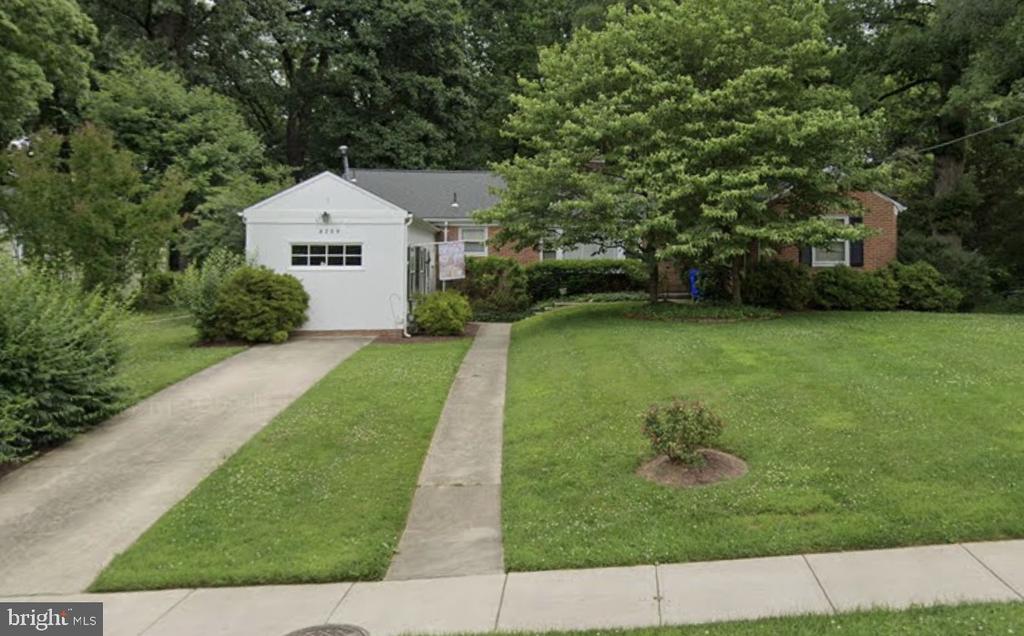 8209 KENTBURY DRIVE