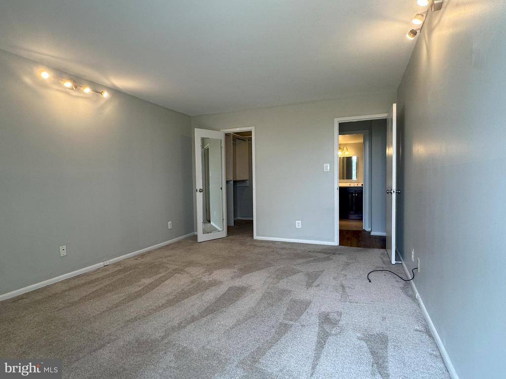 4620 N PARK AVENUE Unit: 805W