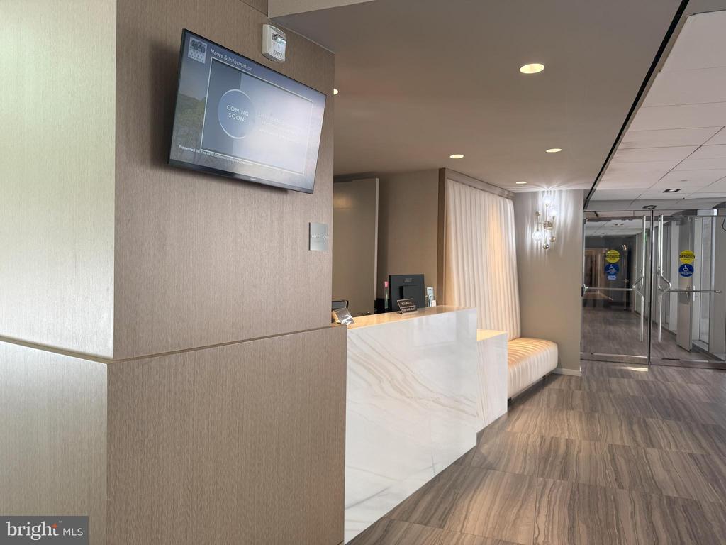 4620 N PARK AVENUE Unit: 805W