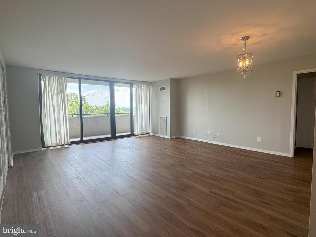 4620 N PARK AVENUE Unit: 805W