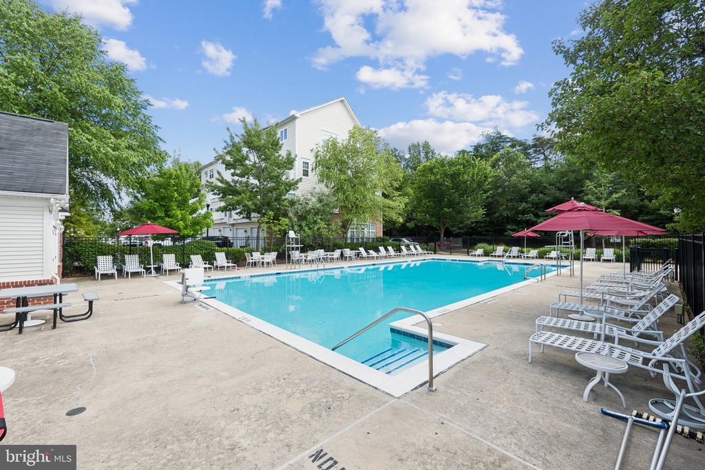 19419 DOVER CLIFFS CIRCLE Unit: 19419
