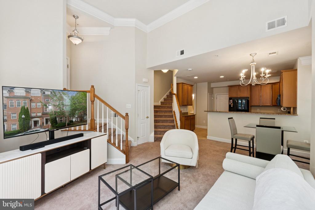 19419 DOVER CLIFFS CIRCLE Unit: 19419