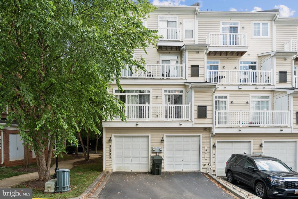 19419 DOVER CLIFFS CIRCLE Unit: 19419
