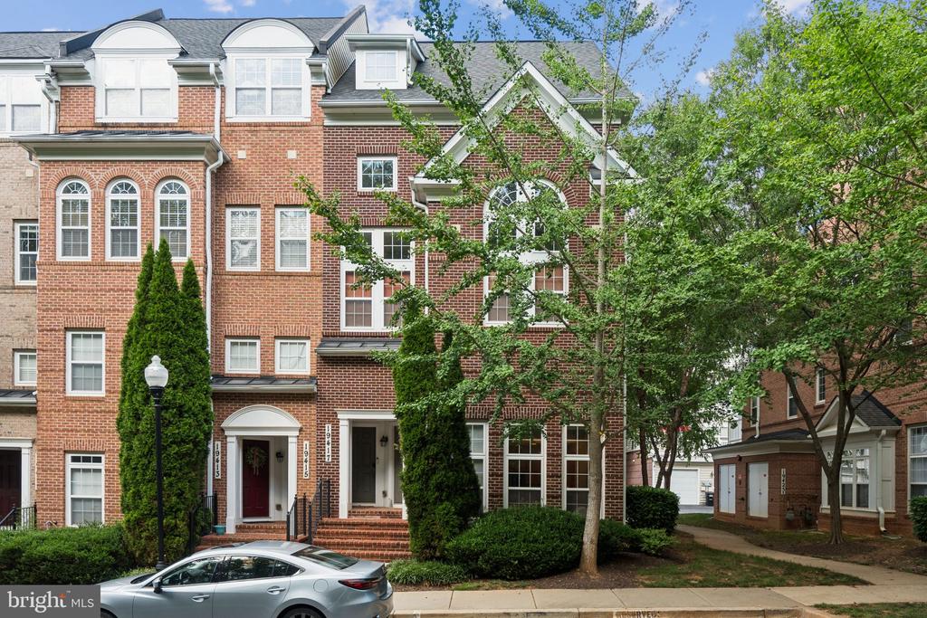 19419 DOVER CLIFFS CIRCLE Unit: 19419