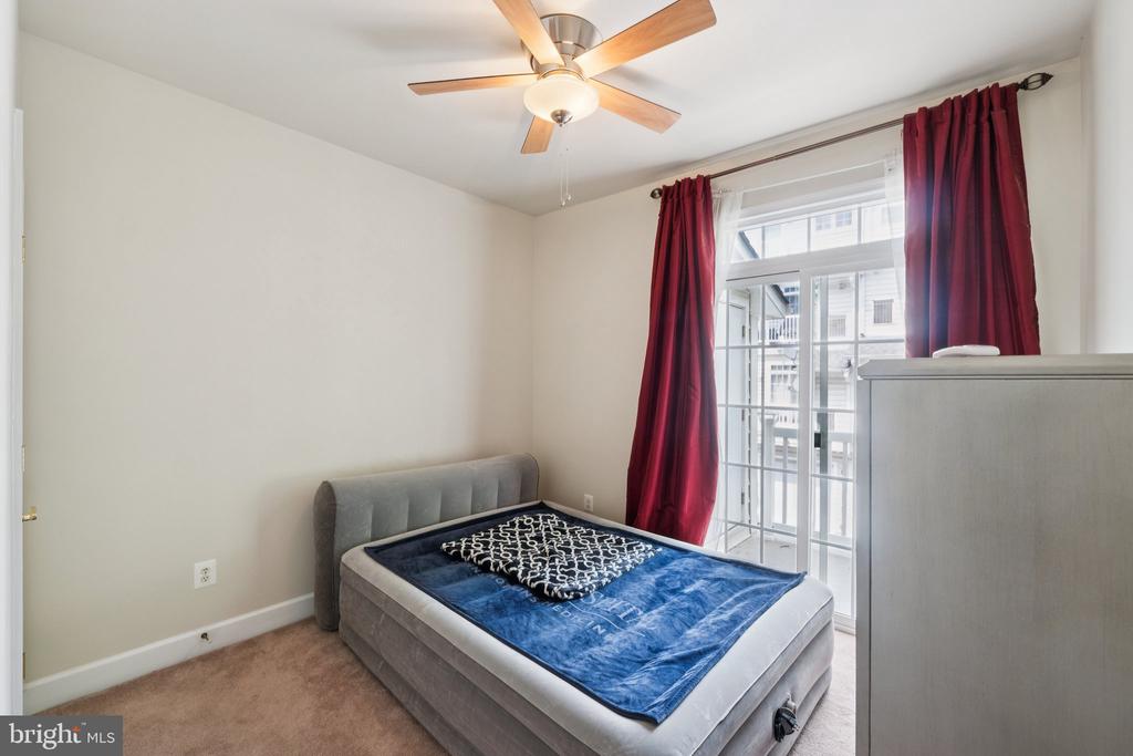 19419 DOVER CLIFFS CIRCLE Unit: 19419