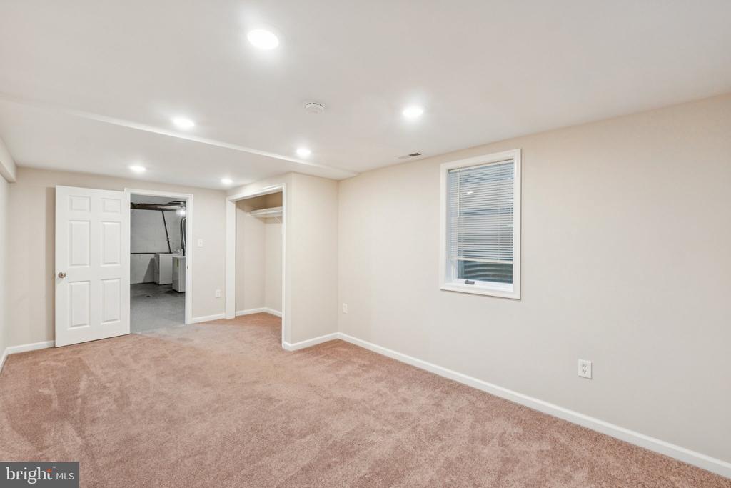 10402 ROYAL ROAD