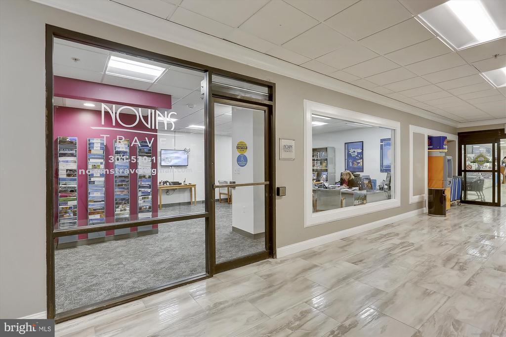 5225 POOKS HILL ROAD Unit: 1701N