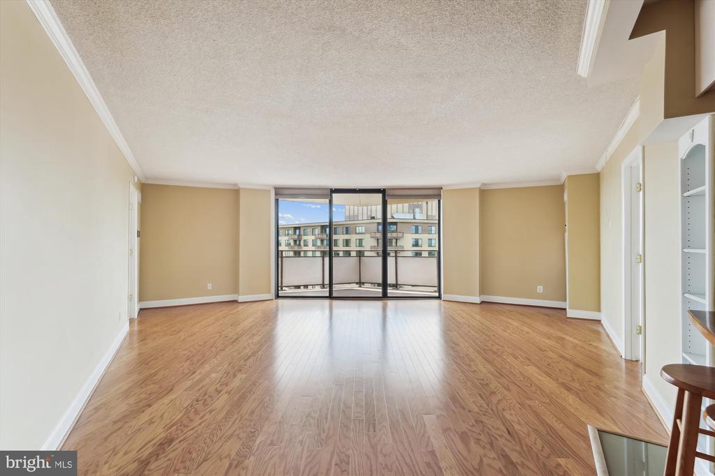 5225 POOKS HILL ROAD Unit: 1701N