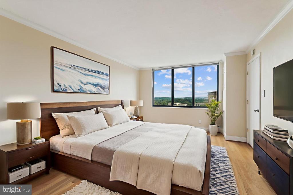 5225 POOKS HILL ROAD Unit: 1701N