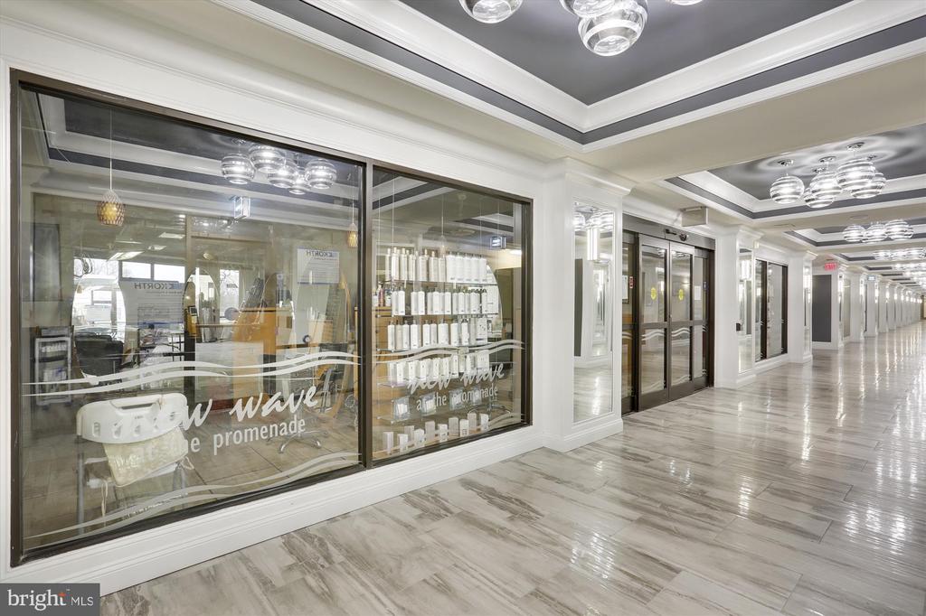 5225 POOKS HILL ROAD Unit: 1701N